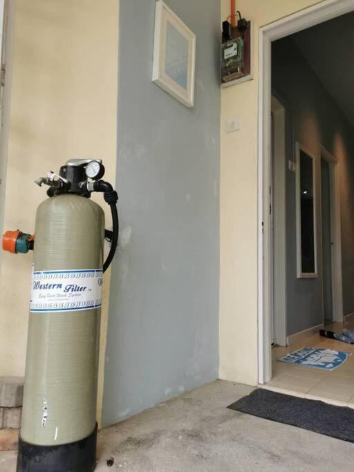 Cozy Near-Beach Apartment ~The Napping House 海滨公寓~ Batu Feringgi Bagian luar foto